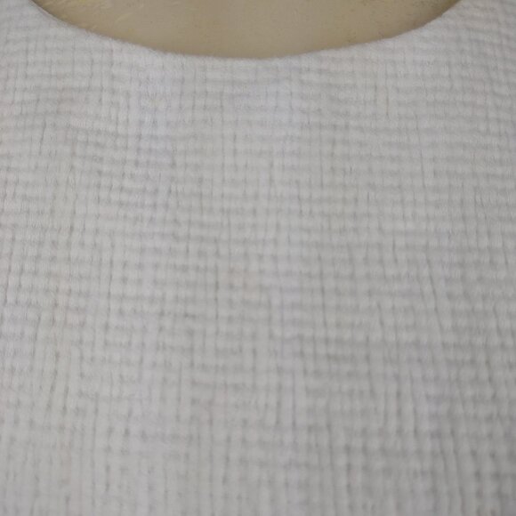 NWT HD in Paris white textured sleeveless peplum blouse top ladies size 8 - Picture 3 of 8